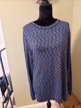 Women’s Long-Sleeve Heathered Crew Neck Tee - Blue